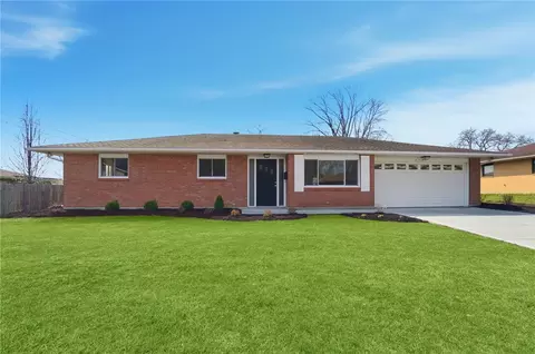2724 Hazelbrook Dr, Dayton, OH 45414