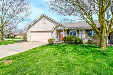 605 Rubythroat Ln, Clayton, OH 45315