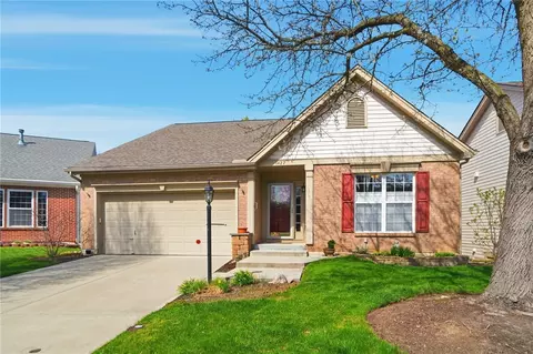 1427 Weatherfield Ct, Centerville, OH 45459