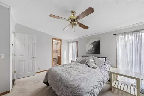 Bedroom - 2633 Ruby Ln, Middletown, OH 45044 photo 2 of 6