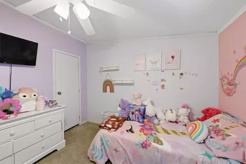 Bedroom - 2633 Ruby Ln, Middletown, OH 45044 photo 5 of 6