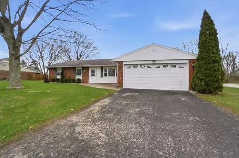 1106 Constitution Ave, Sidney, OH 45365 photo 2