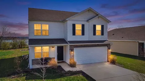 926 Nelson Pl, Trenton, OH 45067