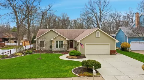 699 Carson Dr, Lebanon, OH 45036