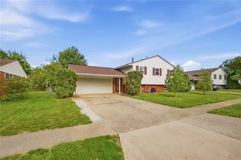 6509 Alter Rd, Dayton, OH 45424