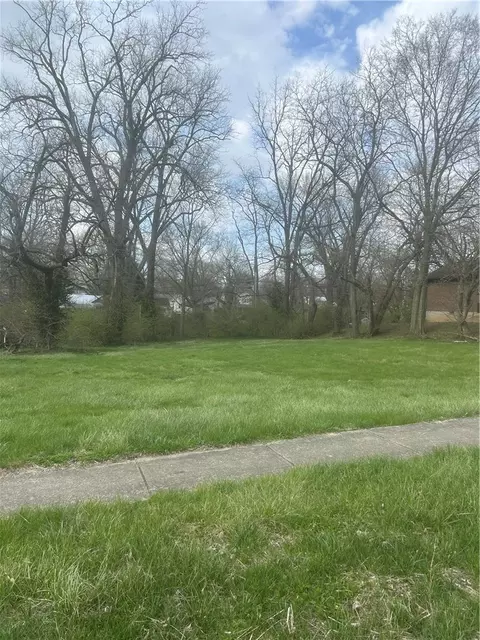00 E Second, Xenia, OH 45385 photo 3