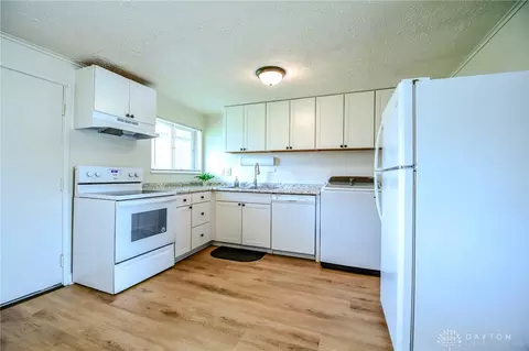 Kitchen - 1770 Big Hill Rd, Kettering, OH 45439 photo 1 of 1