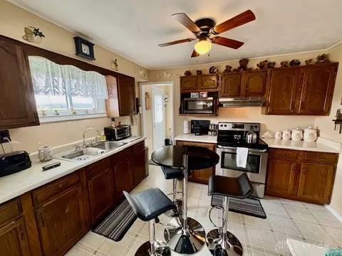 Kitchen - 3079 Rocky Point Rd, Springfield, OH 45502 photo 1 of 3