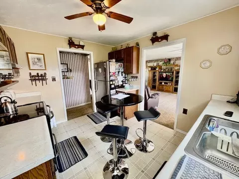 Kitchen - 3079 Rocky Point Rd, Springfield, OH 45502 photo 3 of 3