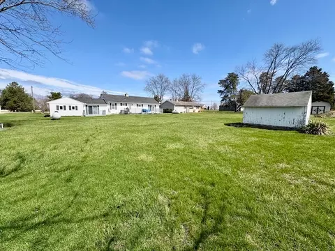 Exterior - 3079 Rocky Point Rd, Springfield, OH 45502 photo 8 of 11