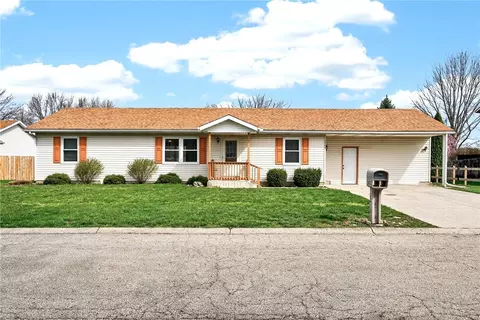 3480 Redbud Dr, Troy, OH 45373