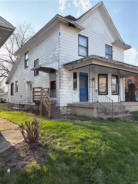 135 S Monmouth St, Dayton, OH 45403