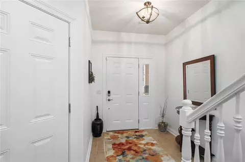 Entry Way - 432 Shaw Farm Ln, Kettering, OH 45429 photo 1 of 3