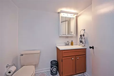 Bath - 28 Nicholson Ct #9, Centerville, OH 45459 photo 6 of 6