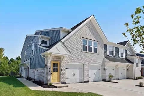 493 Greendell #757-301, Fairborn, OH 45324