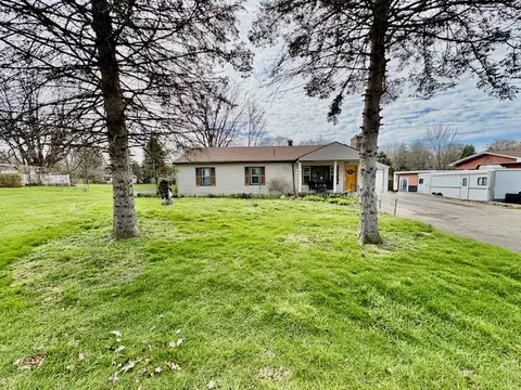 2937 Wylie Dr, Fairborn, OH 45324