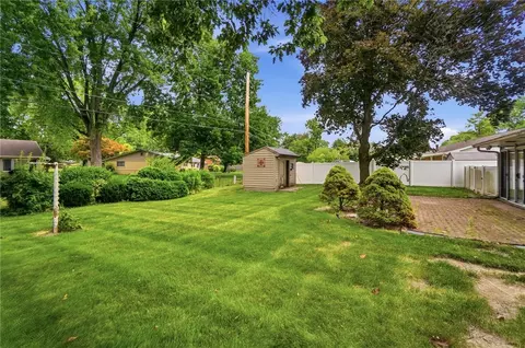 Exterior - 2325 E Rahn Rd, Kettering, OH 45440 photo 12 of 14