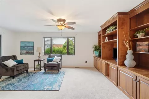 Living - 2325 E Rahn Rd, Kettering, OH 45440 photo 4 of 9