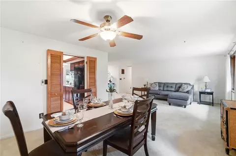 Dining - 2325 E Rahn Rd, Kettering, OH 45440 photo 3 of 6