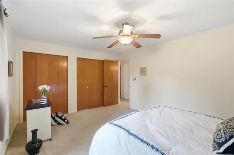 Bedroom - 2325 E Rahn Rd, Kettering, OH 45440 photo 4 of 6