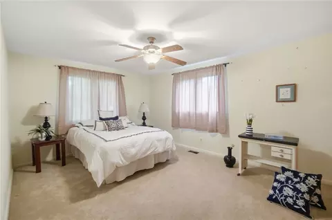 Bedroom - 2325 E Rahn Rd, Kettering, OH 45440 photo 3 of 6