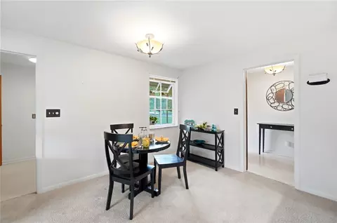 Dining - 2325 E Rahn Rd, Kettering, OH 45440 photo 4 of 6