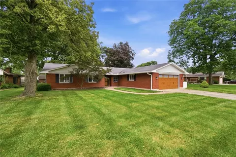 Exterior - 2325 E Rahn Rd, Kettering, OH 45440 photo 1 of 14