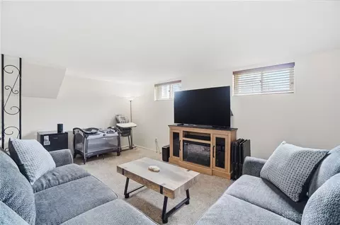 Living - 3109 Sudbury Dr, Kettering, OH 45420 photo 3 of 3