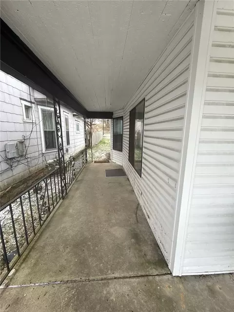 Exterior - 1125 W High St, Springfield, OH 45506 photo 8 of 8