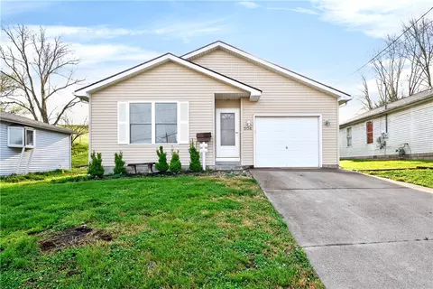 504 Pauline Dr, South Lebanon, OH 45065
