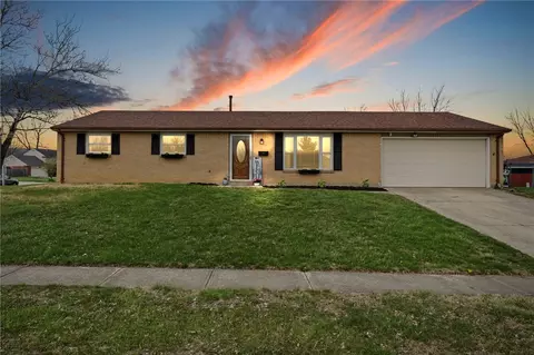 7039 Monte Carlo Dr, Englewood, OH 45322
