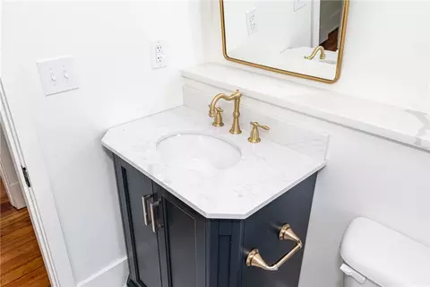 Bath - 2908 Hazel Ave, Dayton, OH 45420 photo 4 of 5