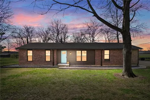 3269 Shollenbarger Rd, Oxford, OH 45056