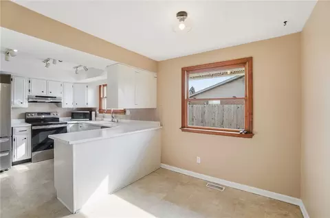 Other - 1007 Hyde Park Dr, Centerville, OH 45429 photo 4 of 15