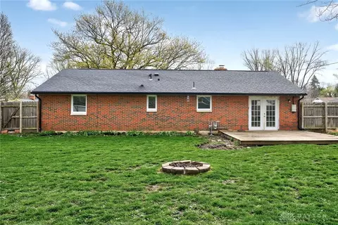 Exterior - 4773 Polen Dr, Kettering, OH 45440 photo 8 of 10
