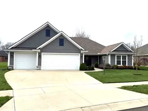 1978 Lakeview Dr, Xenia, OH 45385