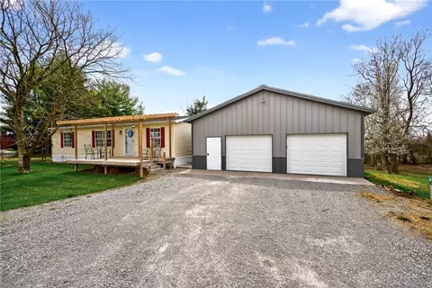 312 E Pike St, Christiansburg, OH 45389
