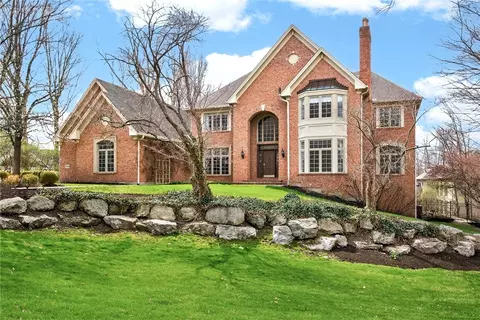 3859 Murphys Xing, Sugarcreek Township, OH 45440