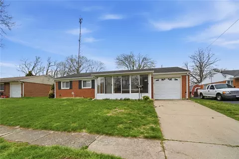424 Cato Ct, New Lebanon, OH 45345