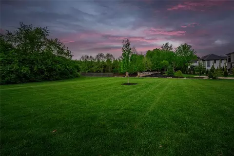 Exterior - 1864 Tossing Mane Ct, Centerville, OH 45458 photo 11 of 16