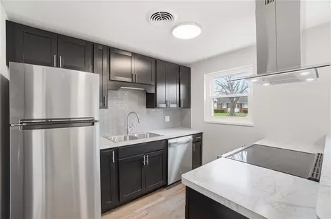 Kitchen - 2637 Oakley Ave, Kettering, OH 45419 photo 1 of 5