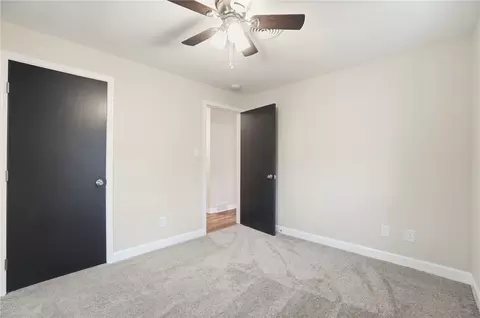 Bedroom - 2637 Oakley Ave, Kettering, OH 45419 photo 4 of 5