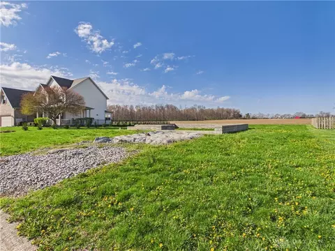 131 Springhouse Dr, Union, OH 45322 photo 8