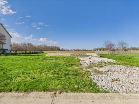 131 Springhouse Dr, Union, OH 45322 photo 6