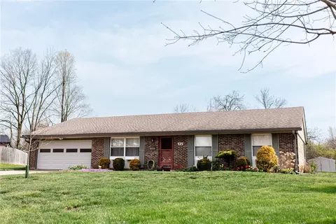 125 Gulfwood Ct, Centerville, OH 45458