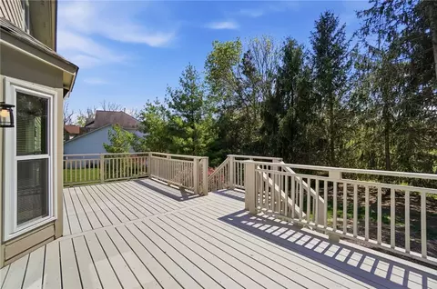 Exterior - 25 Rustic Brook Ct, Springboro, OH 45066 photo 8 of 19