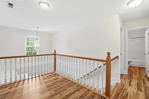 Entry Way - 25 Rustic Brook Ct, Springboro, OH 45066 photo 5 of 8