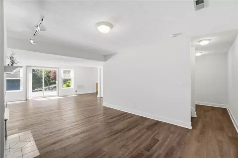 Living - 25 Rustic Brook Ct, Springboro, OH 45066 photo 9 of 14