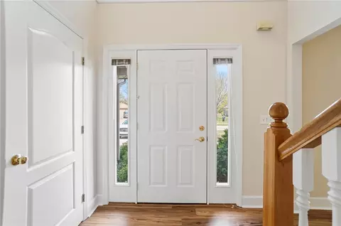 Entry Way - 25 Rustic Brook Ct, Springboro, OH 45066 photo 1 of 8