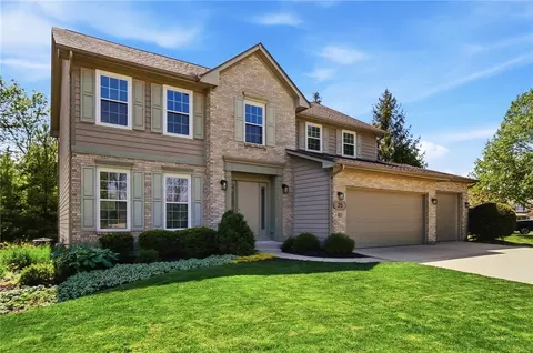 Exterior - 25 Rustic Brook Ct, Springboro, OH 45066 photo 3 of 19